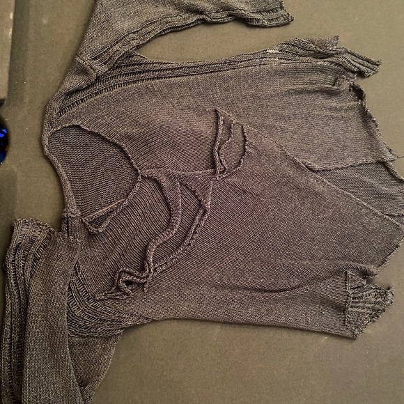 Unique B & K Moda sweater - Picture 2 of 8